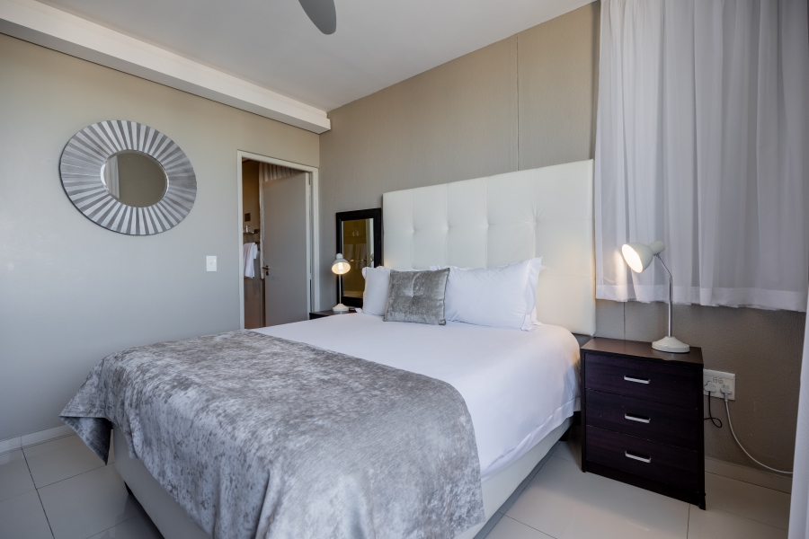 1 Bedroom Property for Sale in Bloubergstrand Western Cape